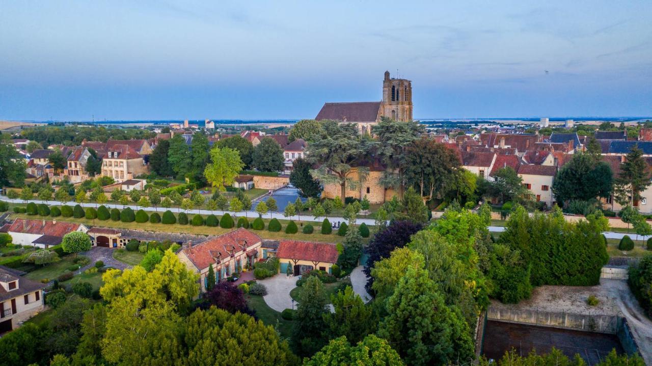 Le Clos Des Cordeliers Sezanne Bagian luar foto